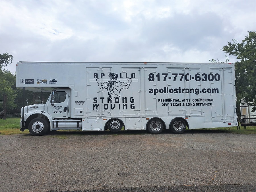 large moving trucks long distance